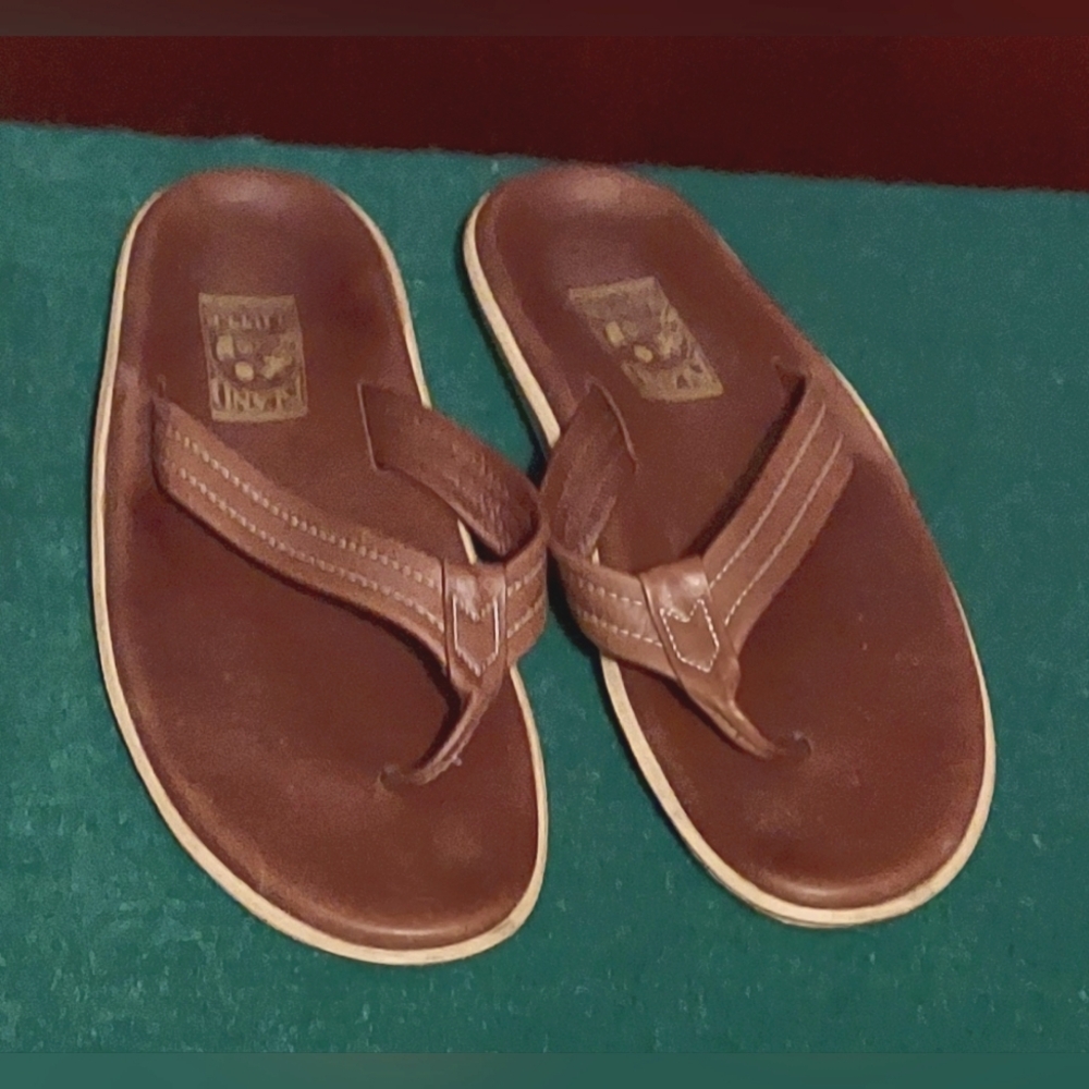 Island Pro Men's Tan Brown Leather Thong Slipper Sandals Size 12 Made In Hawaii